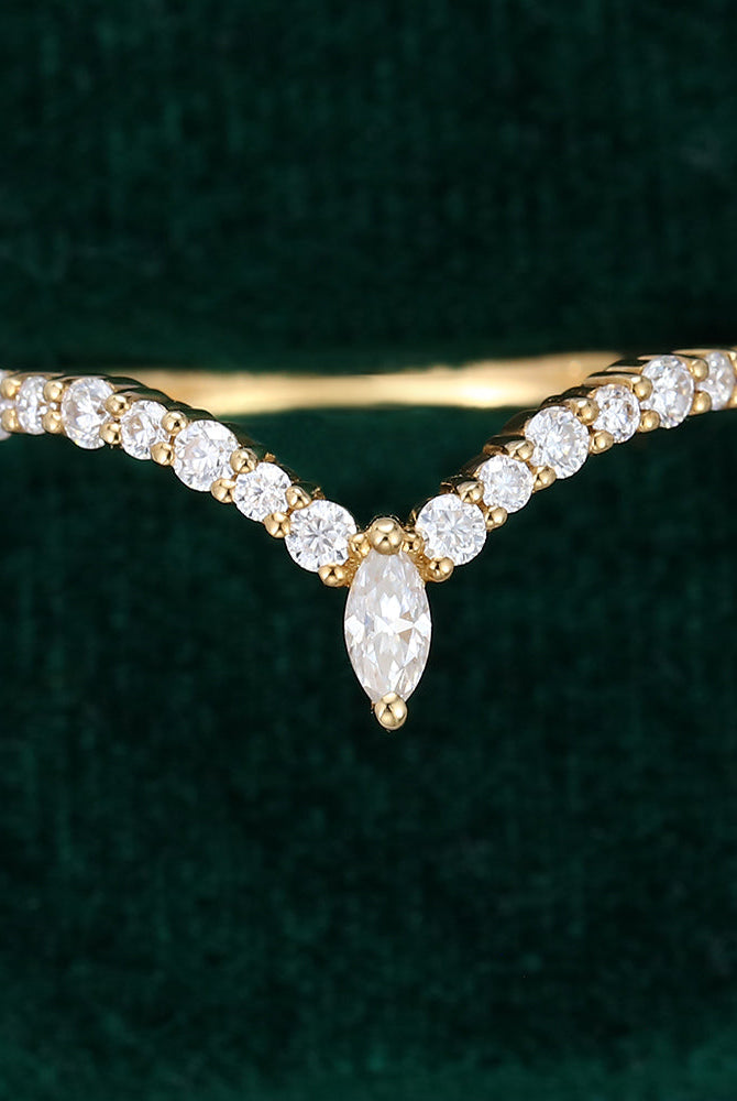 0-20-ct-round-marquise-moissanite-curved-wedding-band-5