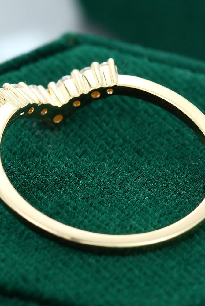 round-moissanite-curved-wedding-band