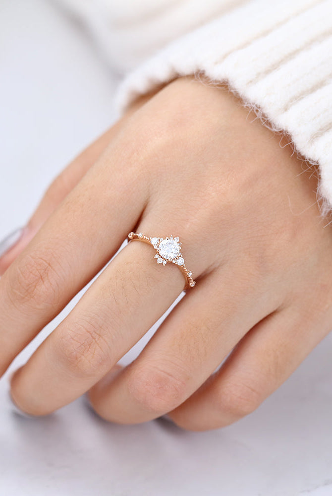 round-shaped-moissanite-cluster-engagement-ring-6