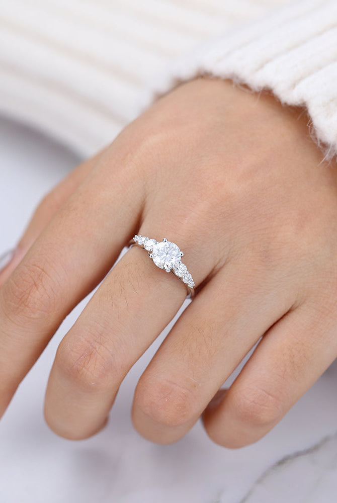 round-shaped-moissanite-seven-stone-engagement-ring