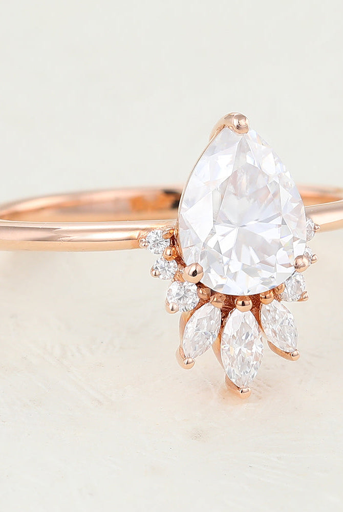 0-85-ct-pear-shaped-moissanite-cluster-engagement-ring-3