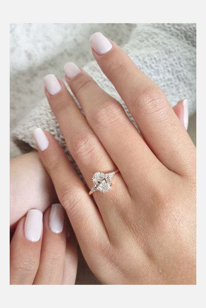 1.50ct Oval Cluster Moissanite Diamond Solitaire Engagement Ring For Women