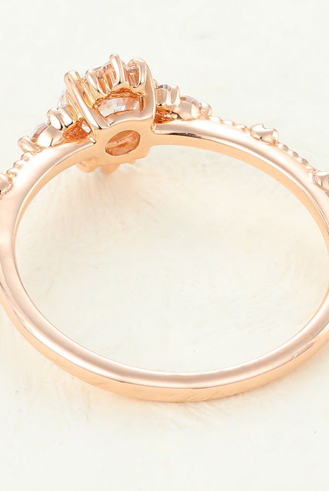 round-shaped-moissanite-cluster-engagement-ring-6
