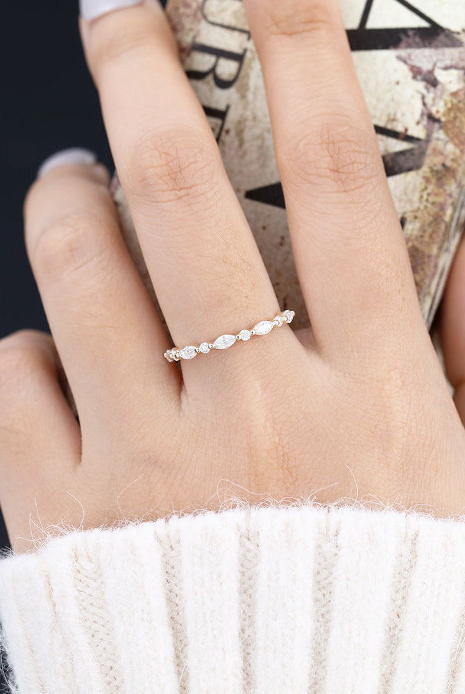0-44-ct-round-marquise-shaped-moissanite-alternative-stone-wedding-band