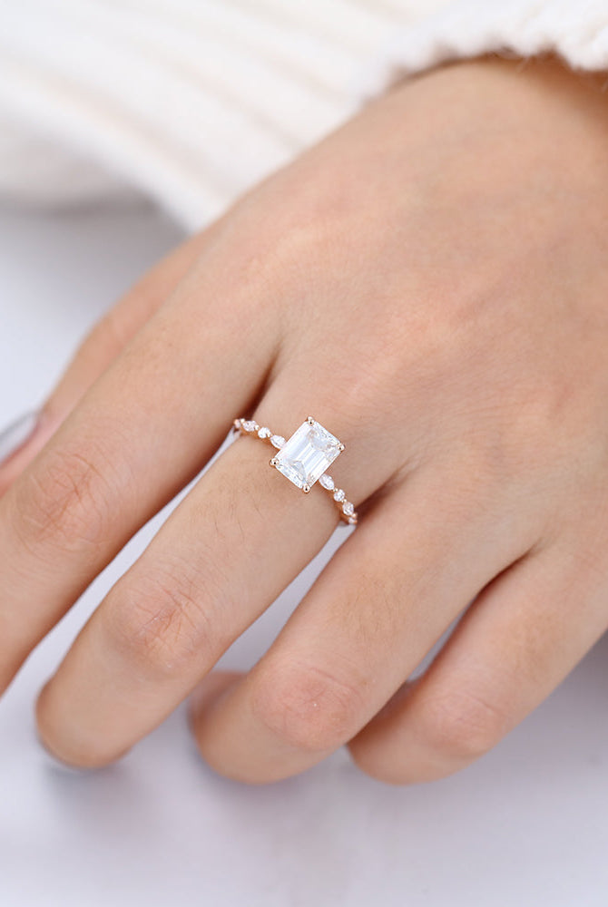 emerald-shaped-moissanite-pave-setting-engagement-ring-4