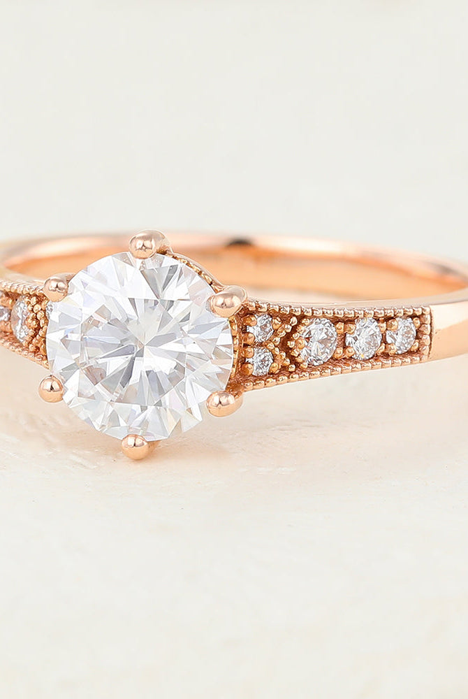 0-88-ct-round-shaped-moissanite-solitaire-engagement-ring