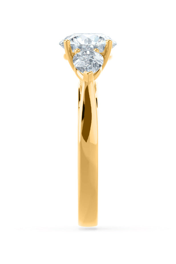 round-shaped-moissanite-three-stone-engagement-ring-3