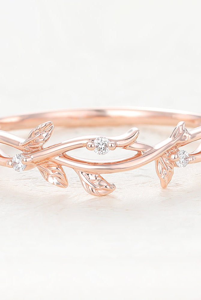 0-042-ct-round-shaped-moissanite-twig-style-wedding-band