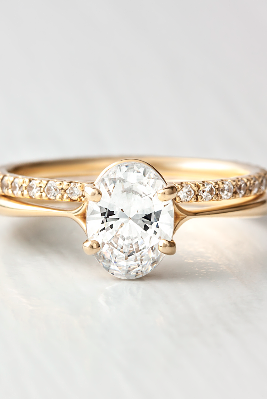 1.33CT Oval Split Shank Moissanite Diamond Solitaire Engagement Ring