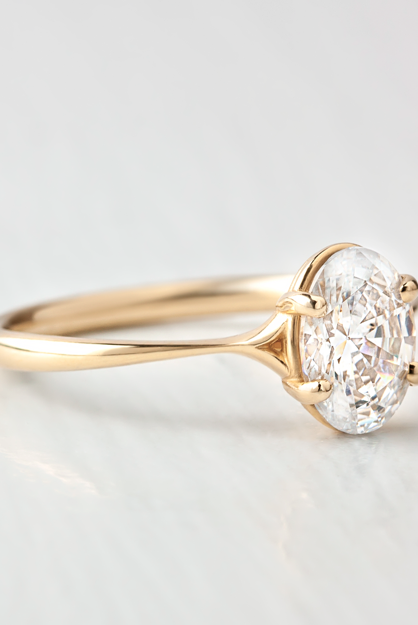 1.33CT Oval Split Shank Moissanite Diamond Solitaire Engagement Ring