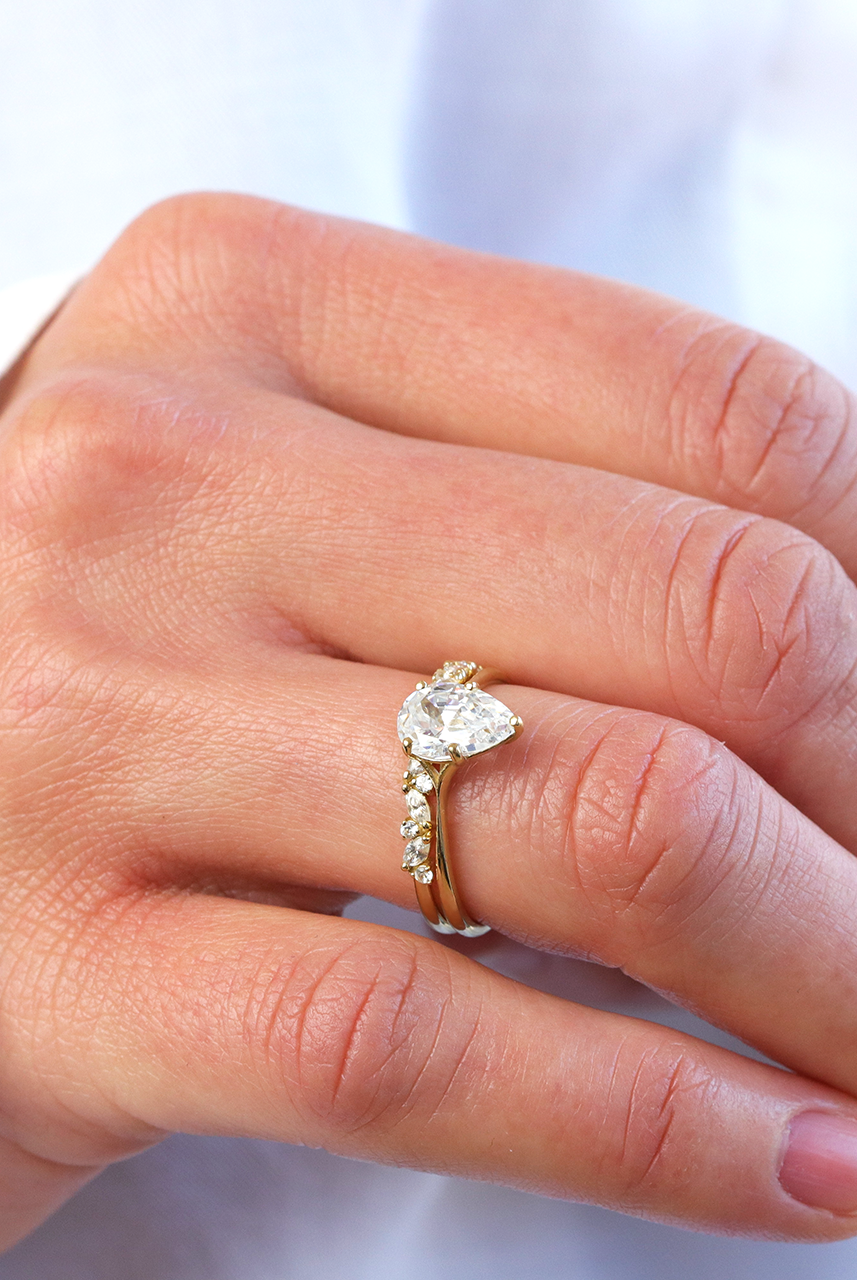 1.33CT Pear Split Shank Moissanite Diamond Solitaire Engagement Ring