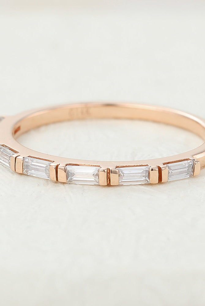 0-42-ct-baguette-shaped-moissanite-bar-style-wedding-band