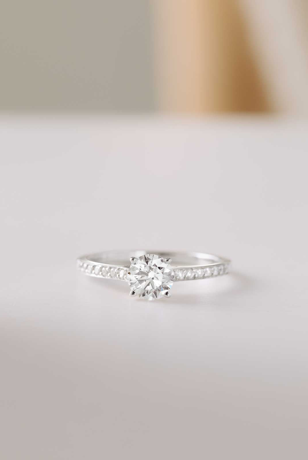 0-80-ct-round-shaped-moissanite-pave-setting-engagement-ring