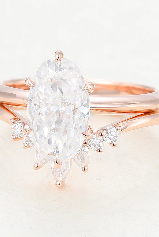 oval-moissanite-solitaire-bridal-ring-set