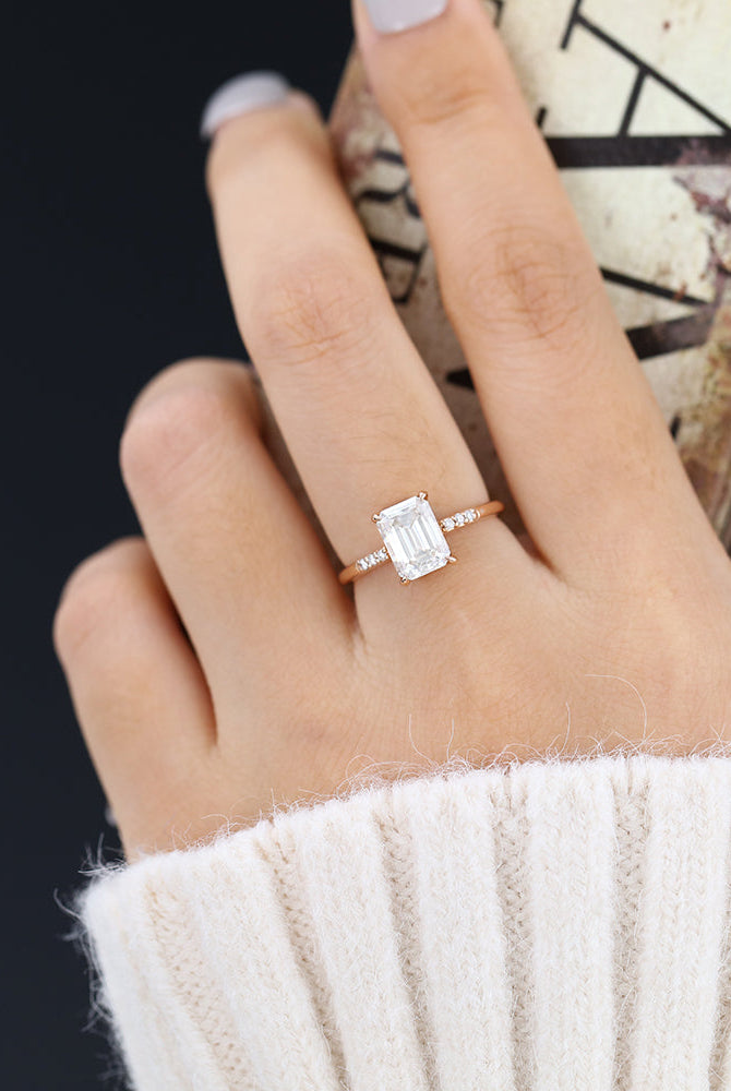 emerald-shaped-moissanite-pave-setting-engagement-ring-5
