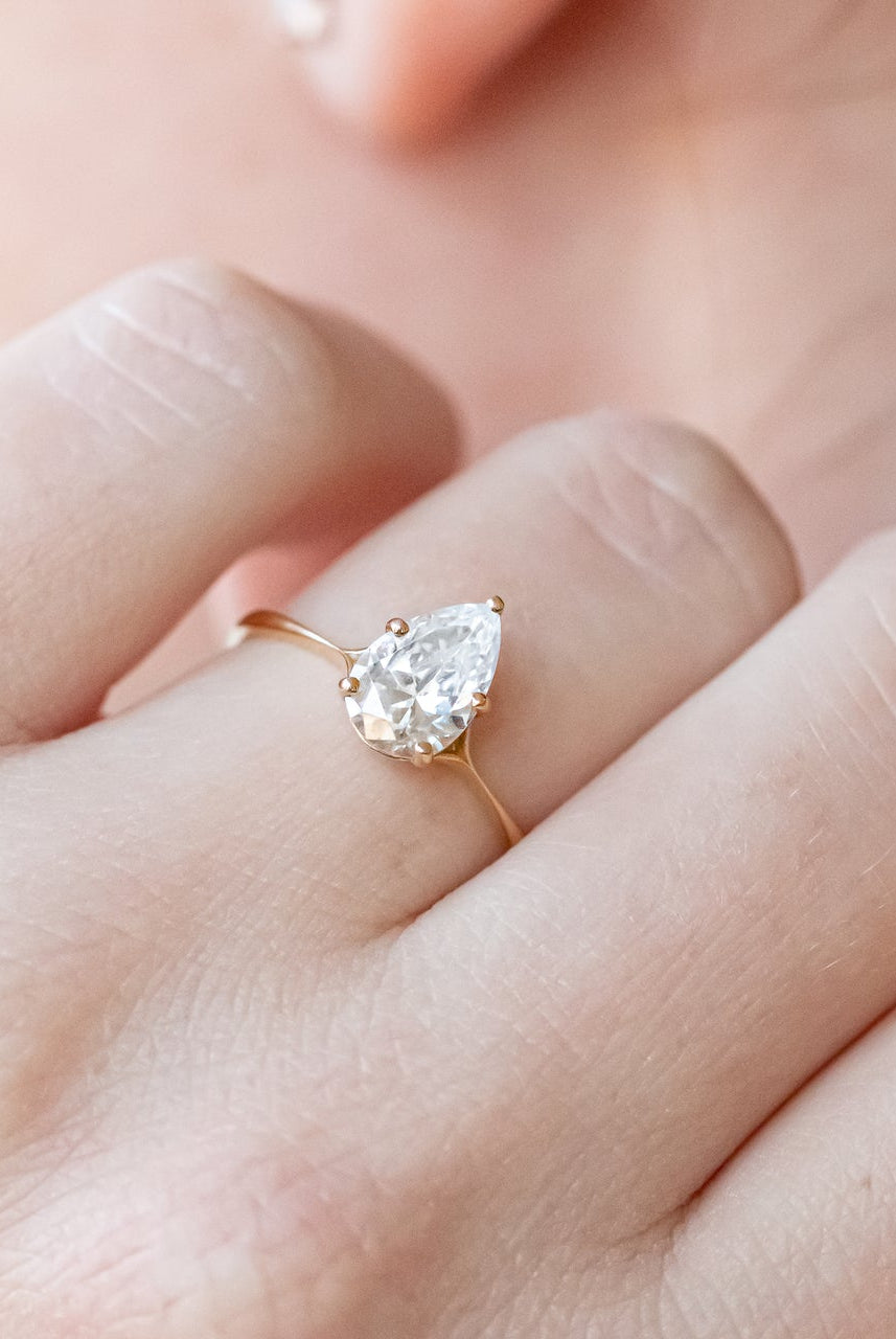 1.93CT Pear Split Shank Moissanite Diamond Engagement Ring For Her