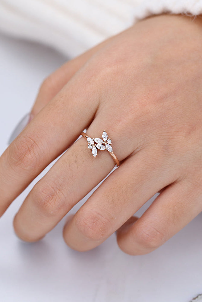 marquise-round-shaped-moissanite-art-deco-wedding-band