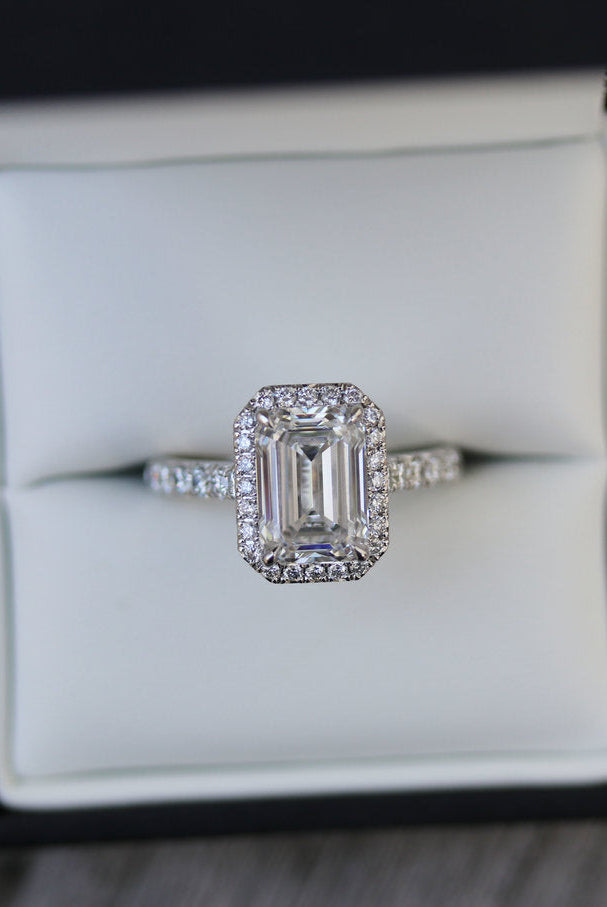 Moissanite wedding bands sale clearance online