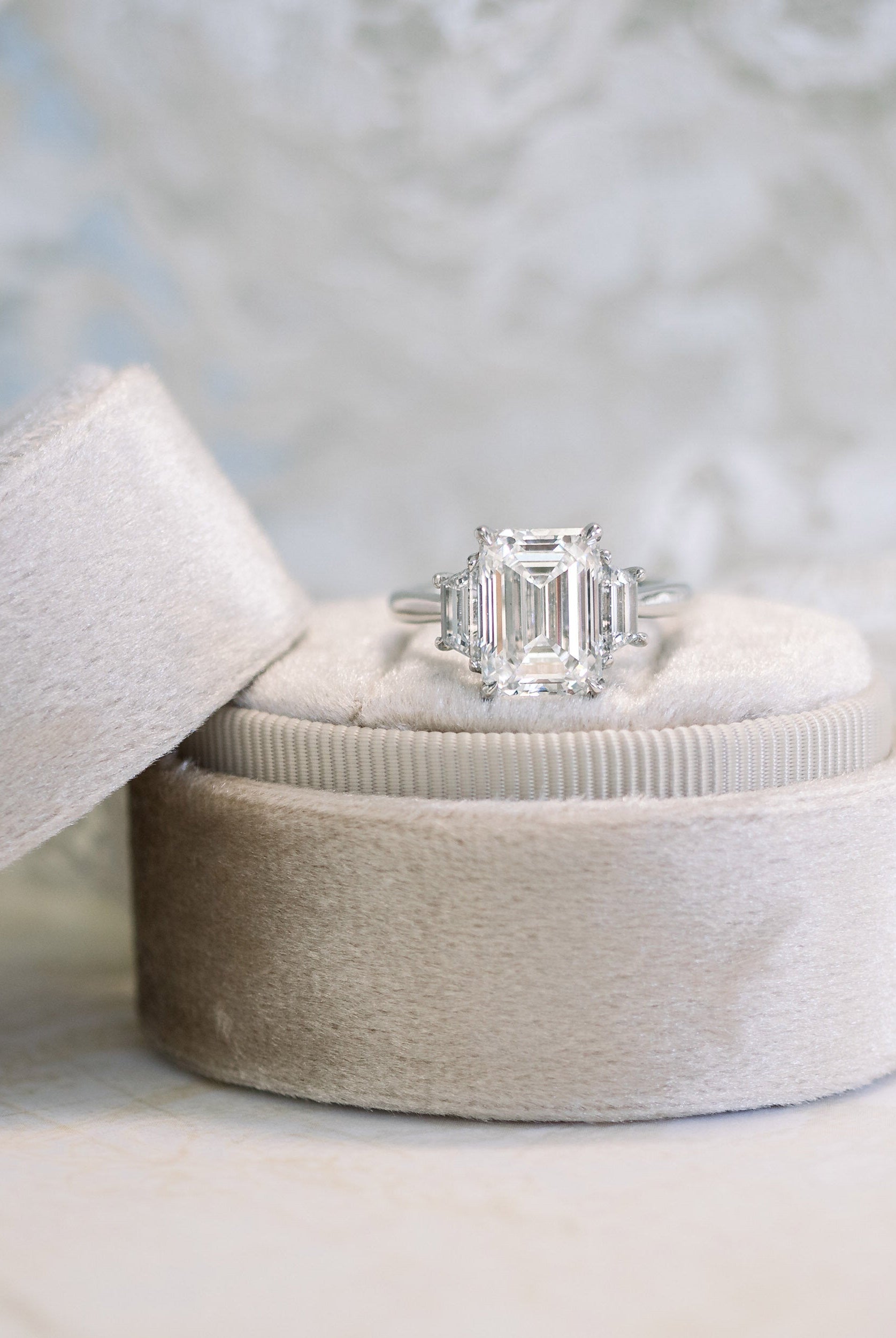 2.75CT Emerald Cut Three Stone Moissanite Diamond Cathedral Set Engagement Ring For Women