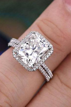 3-0-ct-radiant-cut-halo-style-moissanite-bridal-ring-set