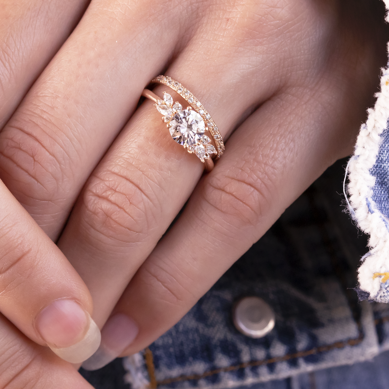 1.0CT Round Cluster Moissanite Diamond Solitaire Engagement Ring