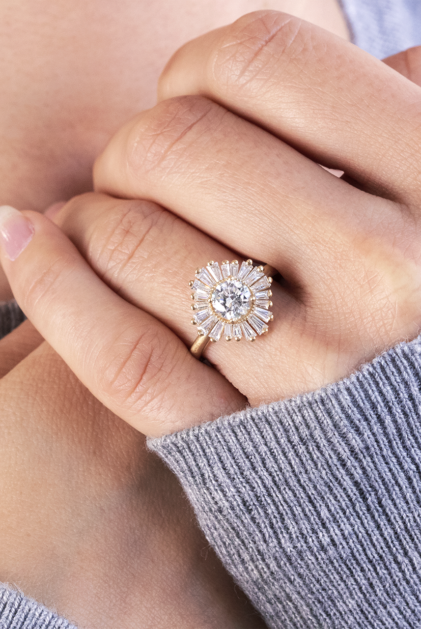 1.0CT Round Cluster Moissanite Diamond Engagement Ring For Women