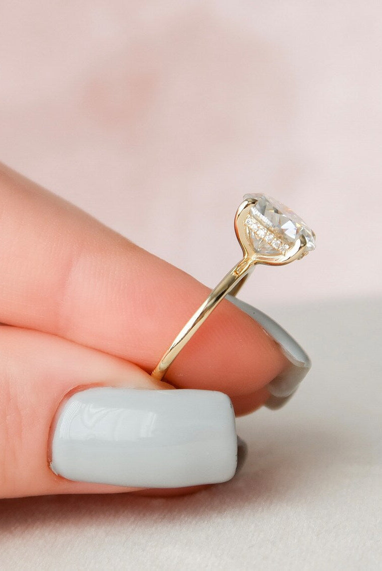 5.0CT Round Solitaire Moissanite Diamond Hidden Halo Engagement Ring