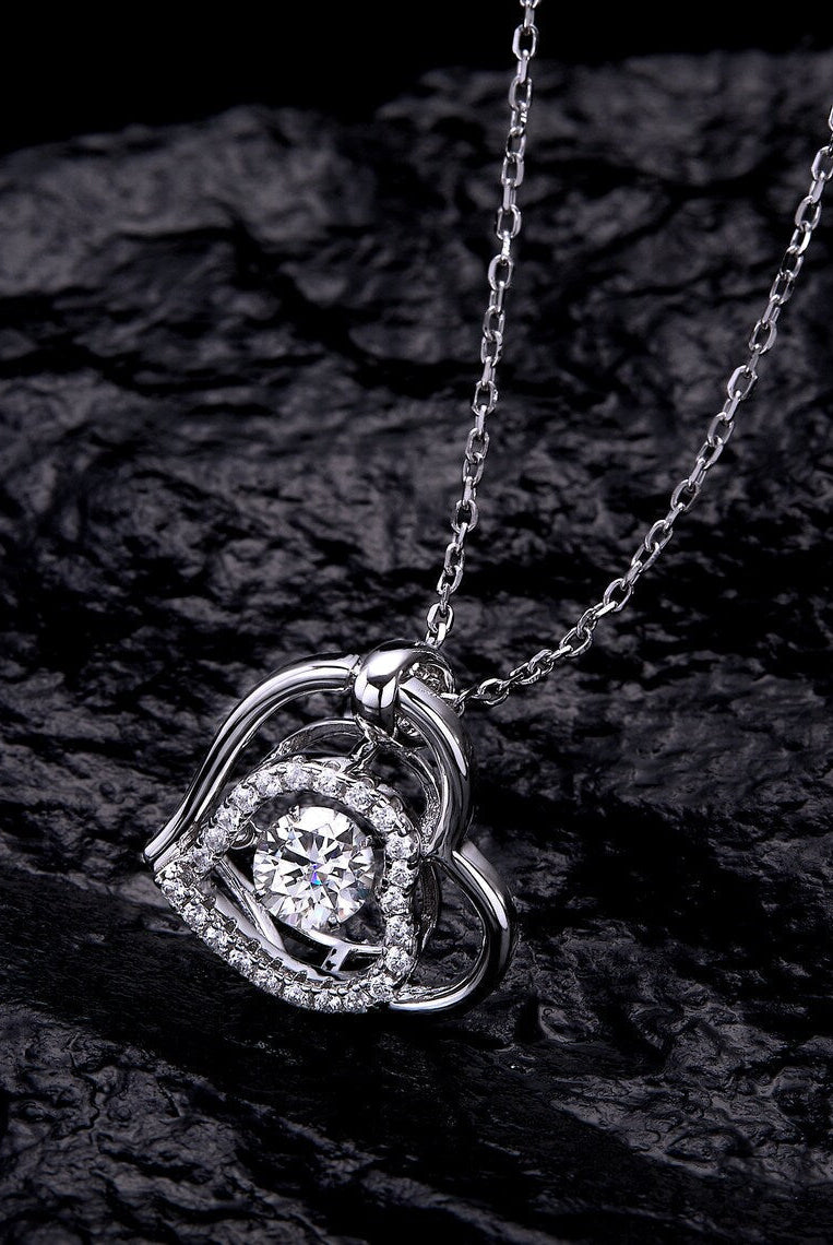 0-50-ct-round-moissanite-diamond-heart-shaped-pendant-necklace