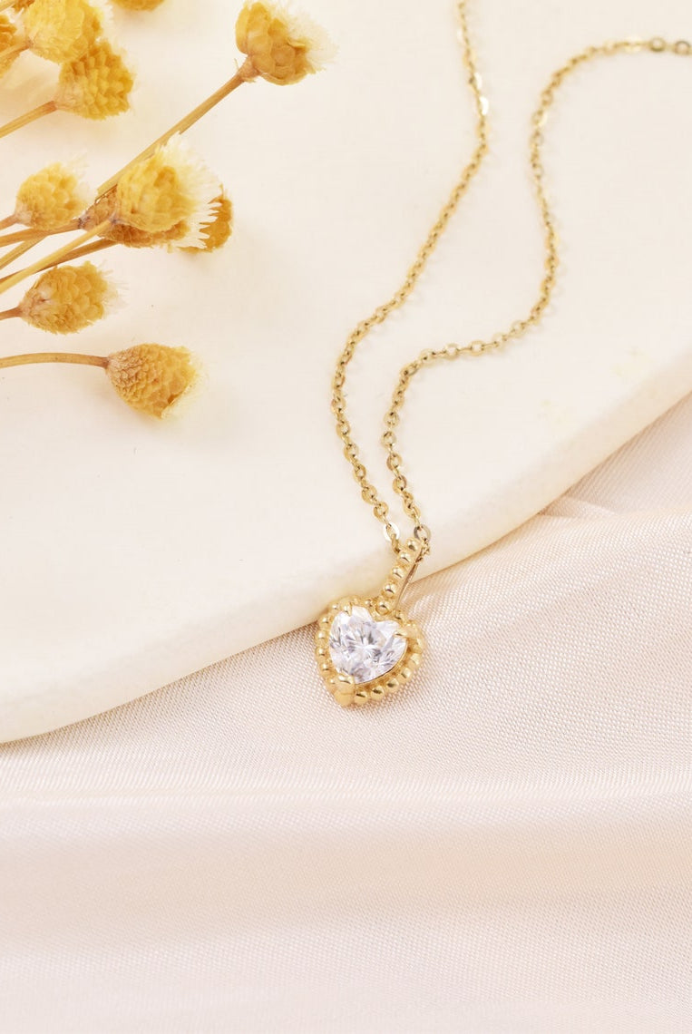0-20-tcw-heart-moissanite-diamond-milgrain-solitaire-necklace