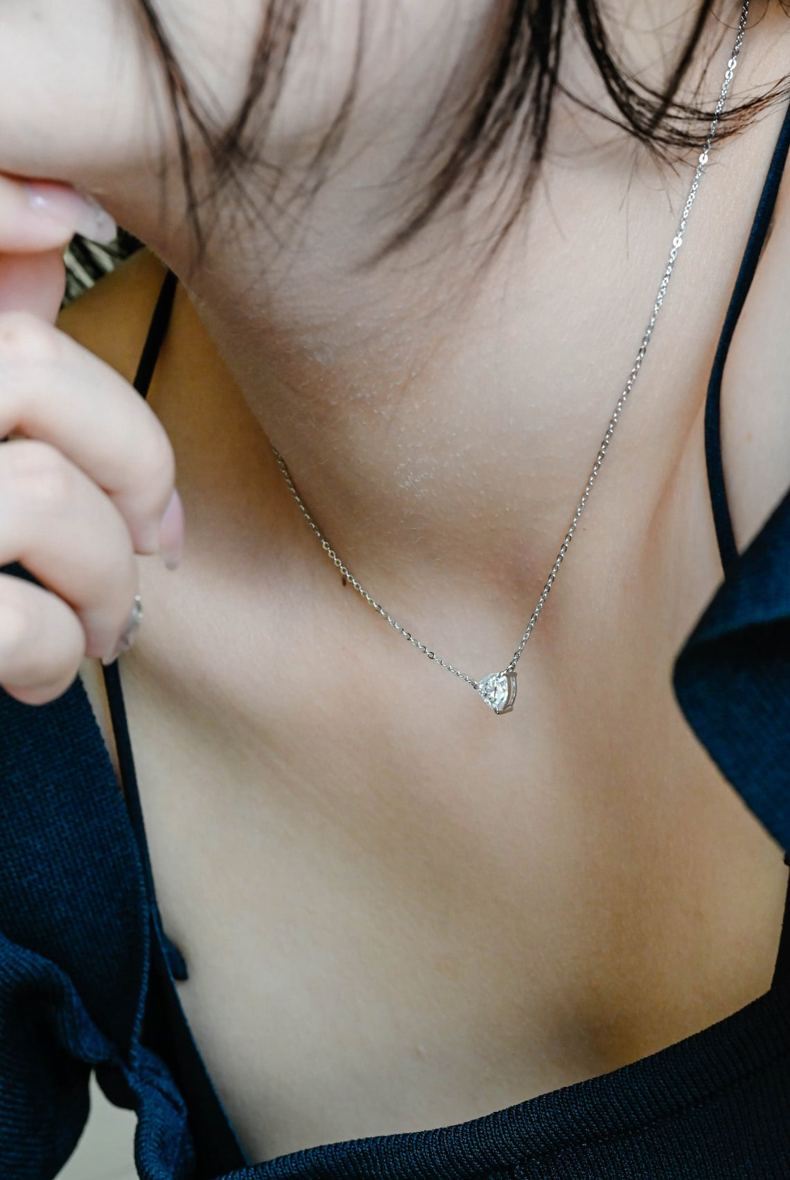 1-0-ct-trillion-moissanite-diamond-solitaire-necklace