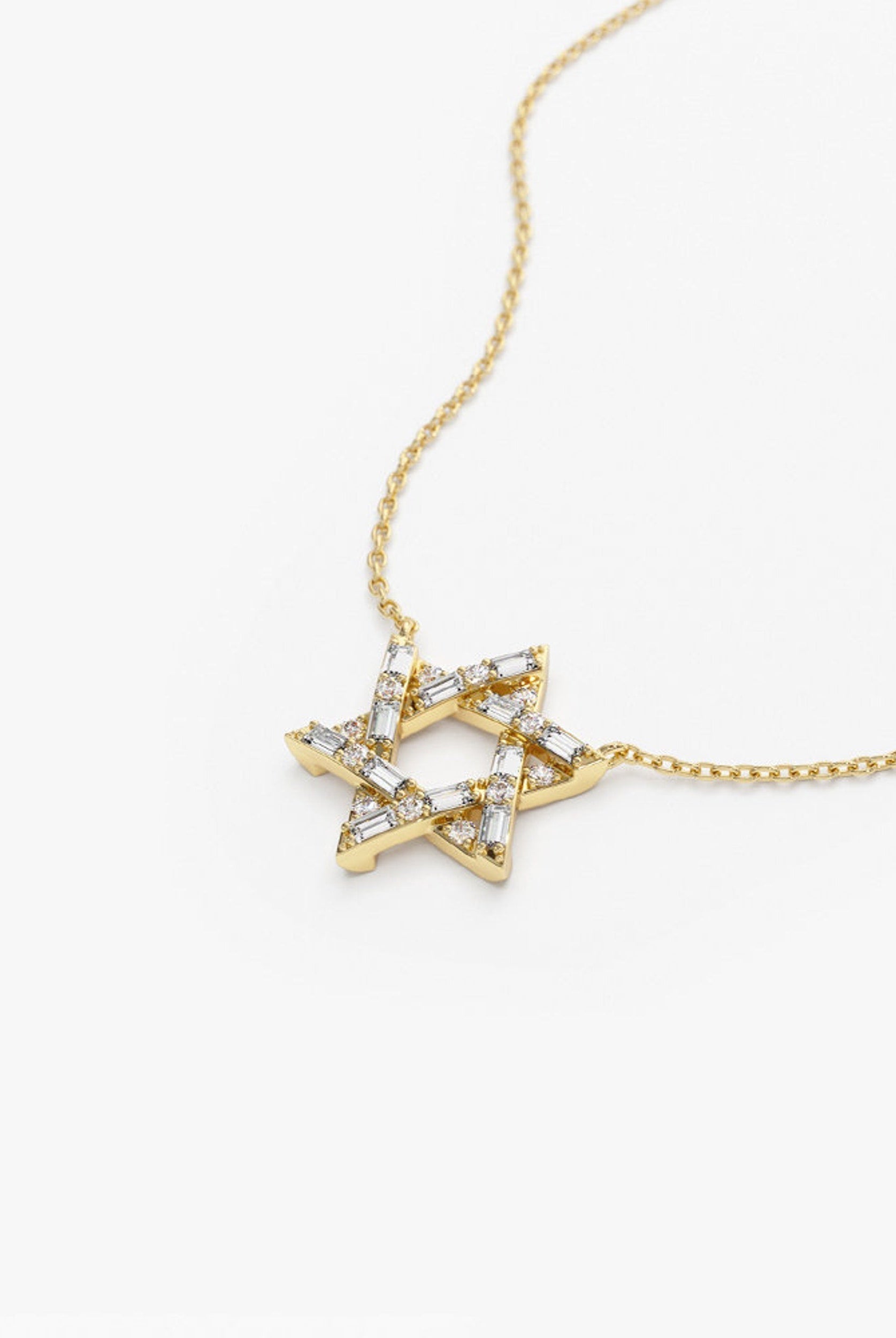 0-34-tcw-round-moissanite-star-necklace