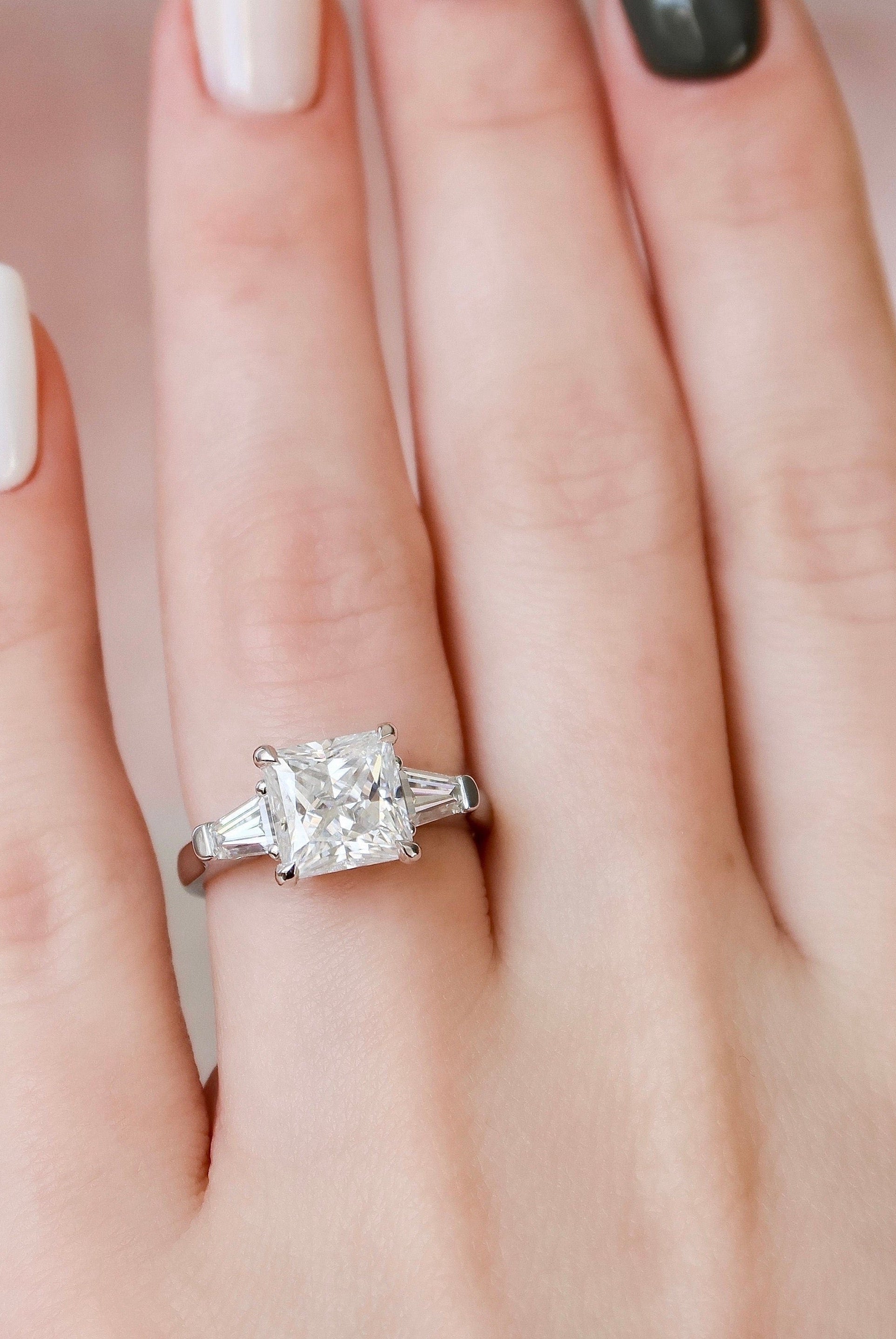 3.0CT Princess Cut Moissanite Diamond Three Stone Engagement Ring