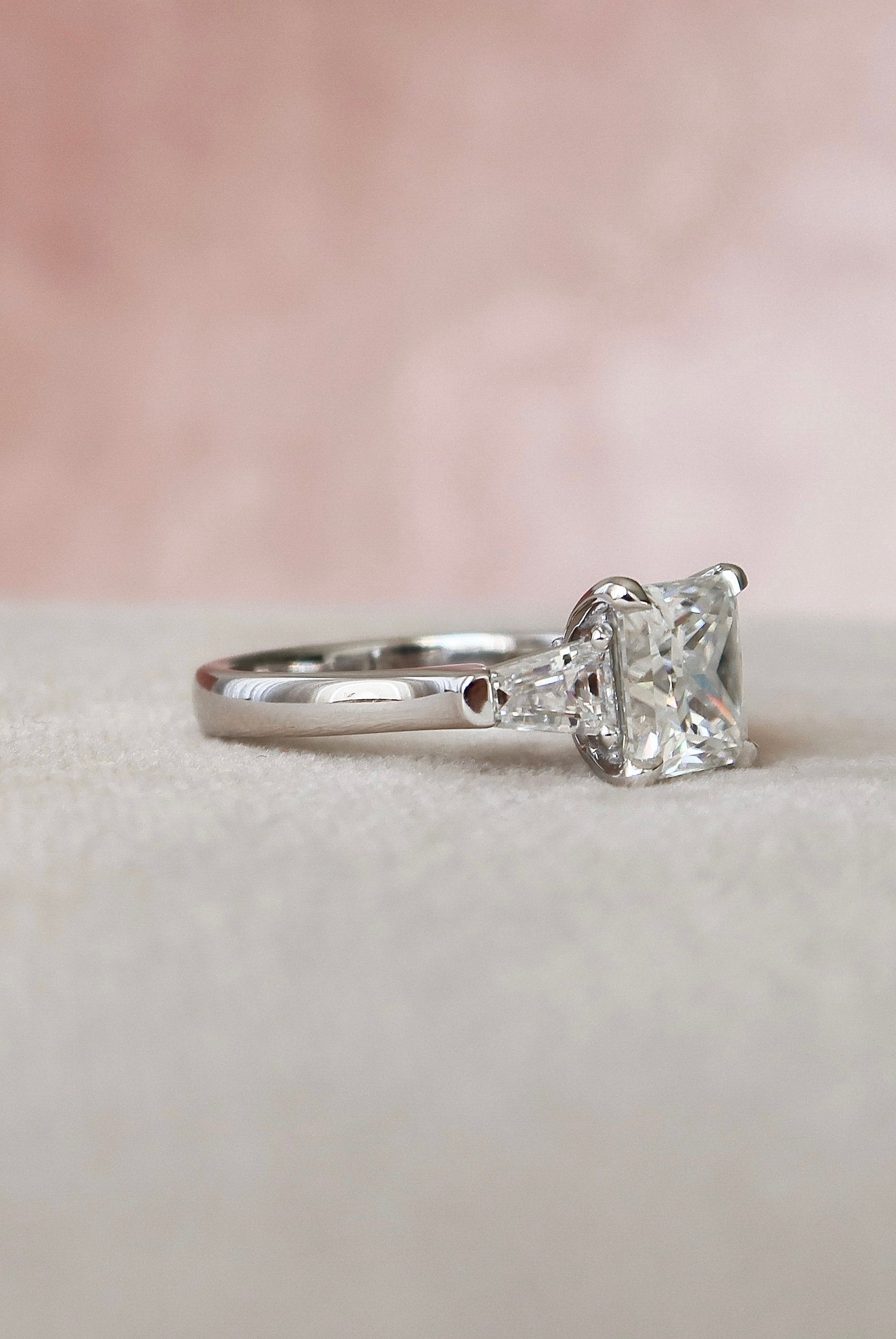 3.0CT Princess Cut Moissanite Diamond Three Stone Engagement Ring