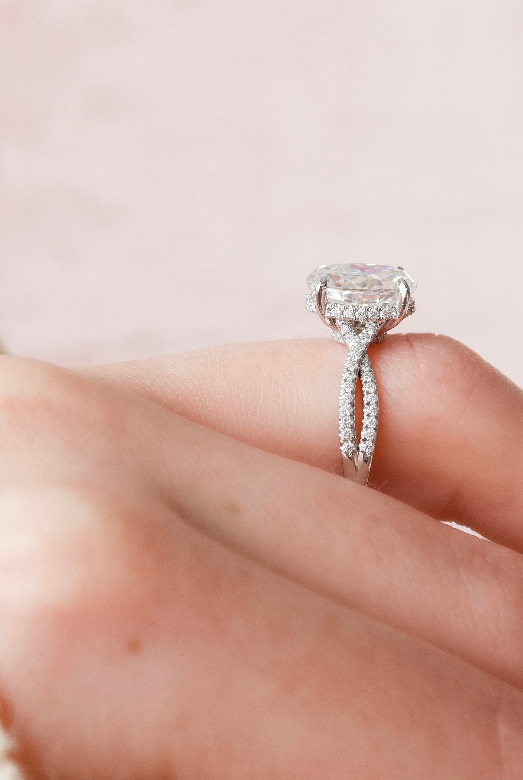 3.0CT Oval Infinity Moissanite Diamond Hidden Halo Engagement Ring
