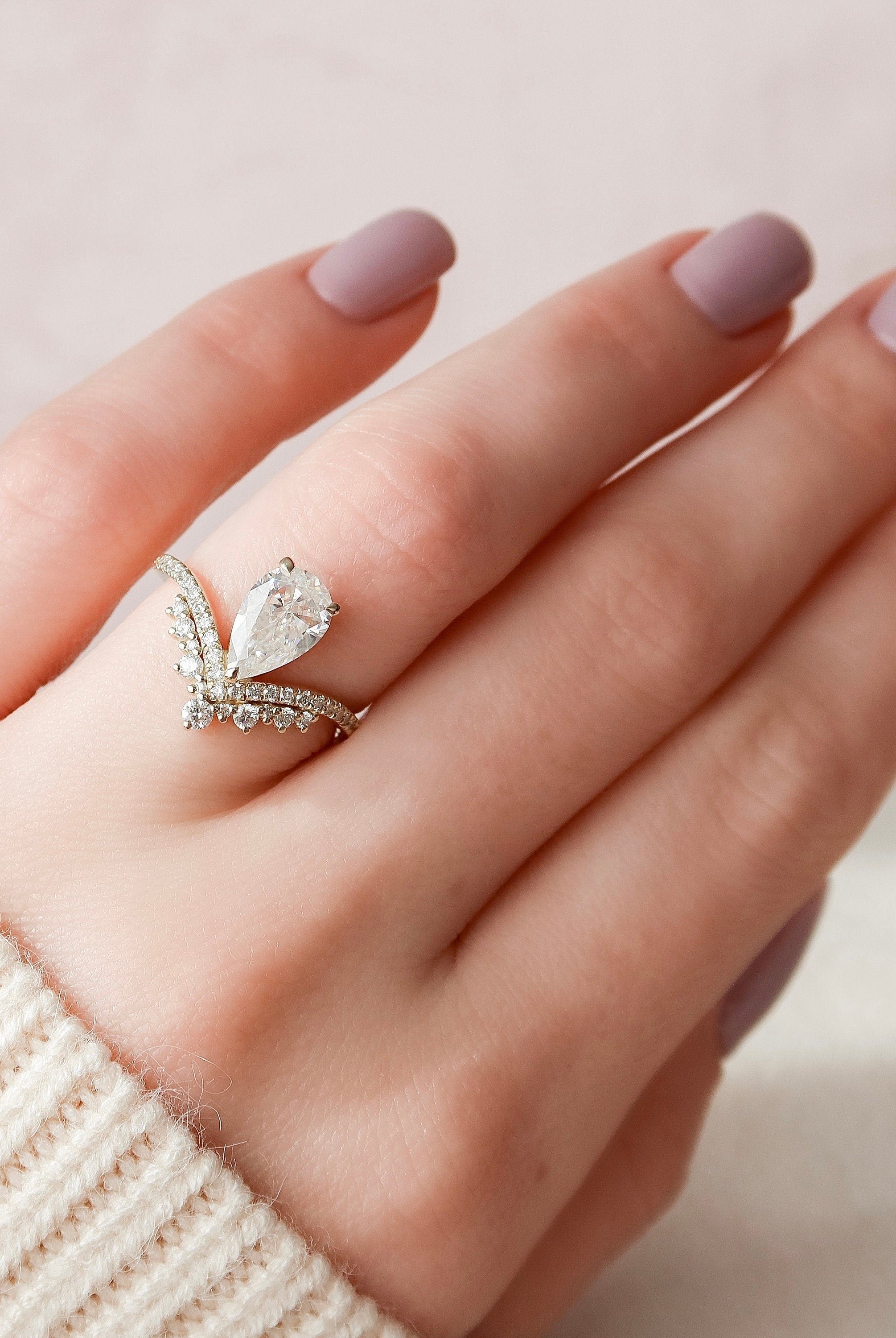 1.50CT Pear Moissanite Diamond Chevron Engagement Ring In Solid Gold