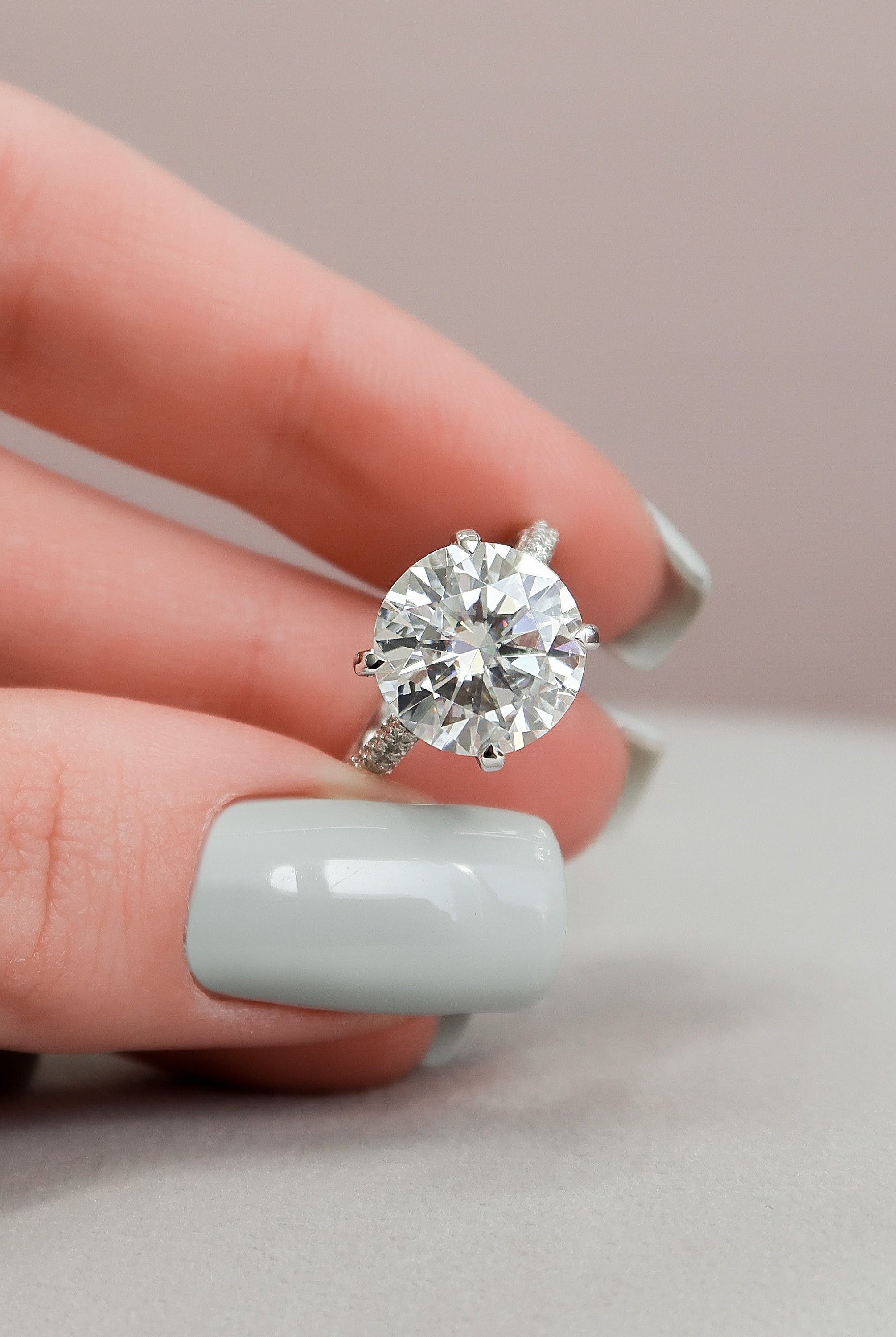 5.0CT Cathedral Set Round Three Sided Pave Moissanite Diamond Engagement Ring