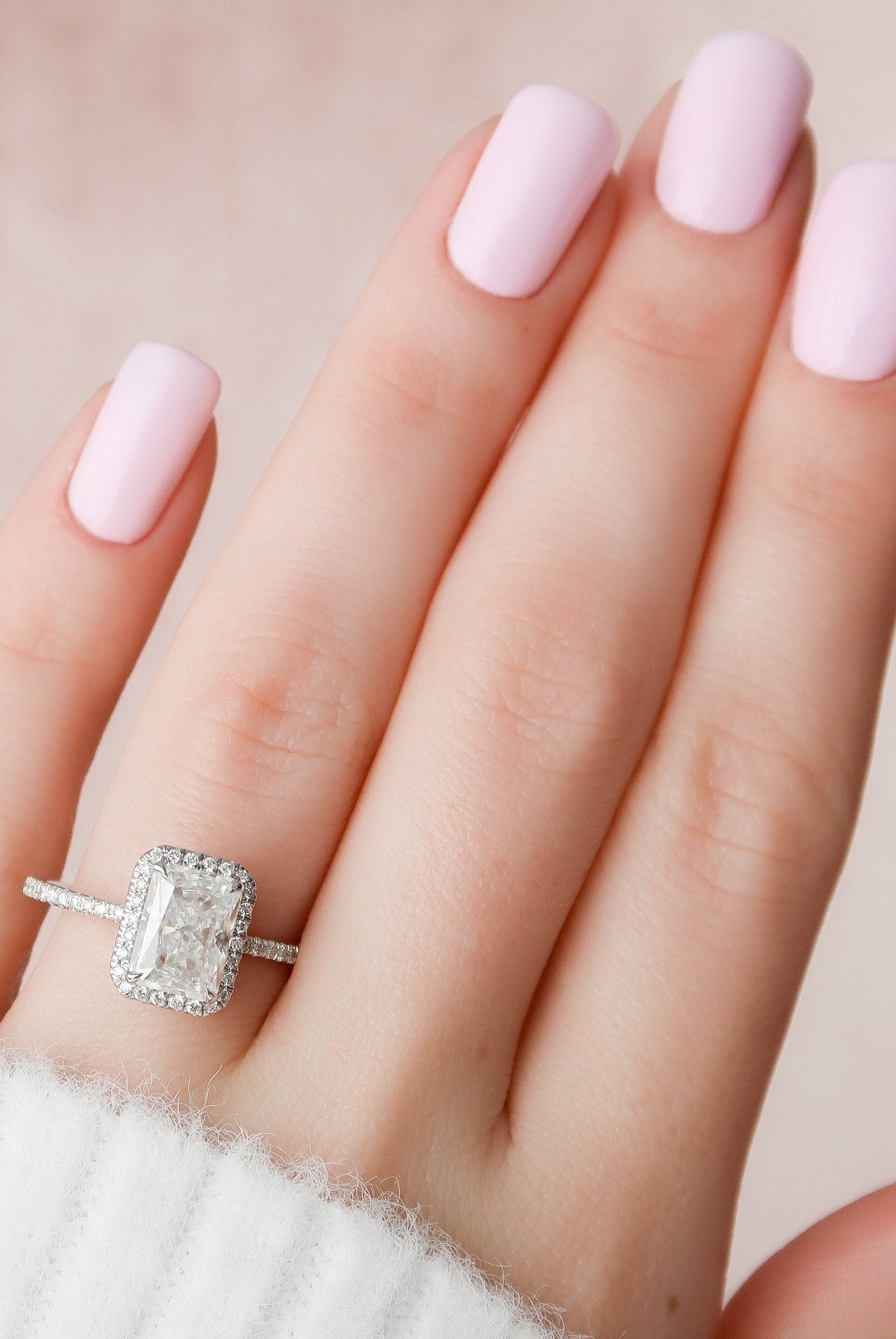 5.0CT Radiant Halo Moissanite Diamond Pave Engagement Ring In Solid Gold