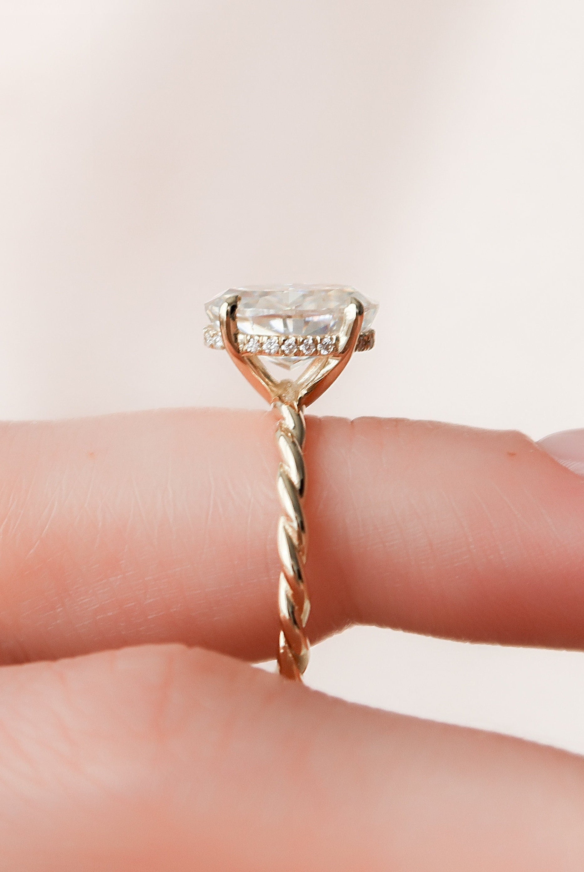 2.0CT Oval Hidden Halo Moissanite Diamond Braided Engagement Ring