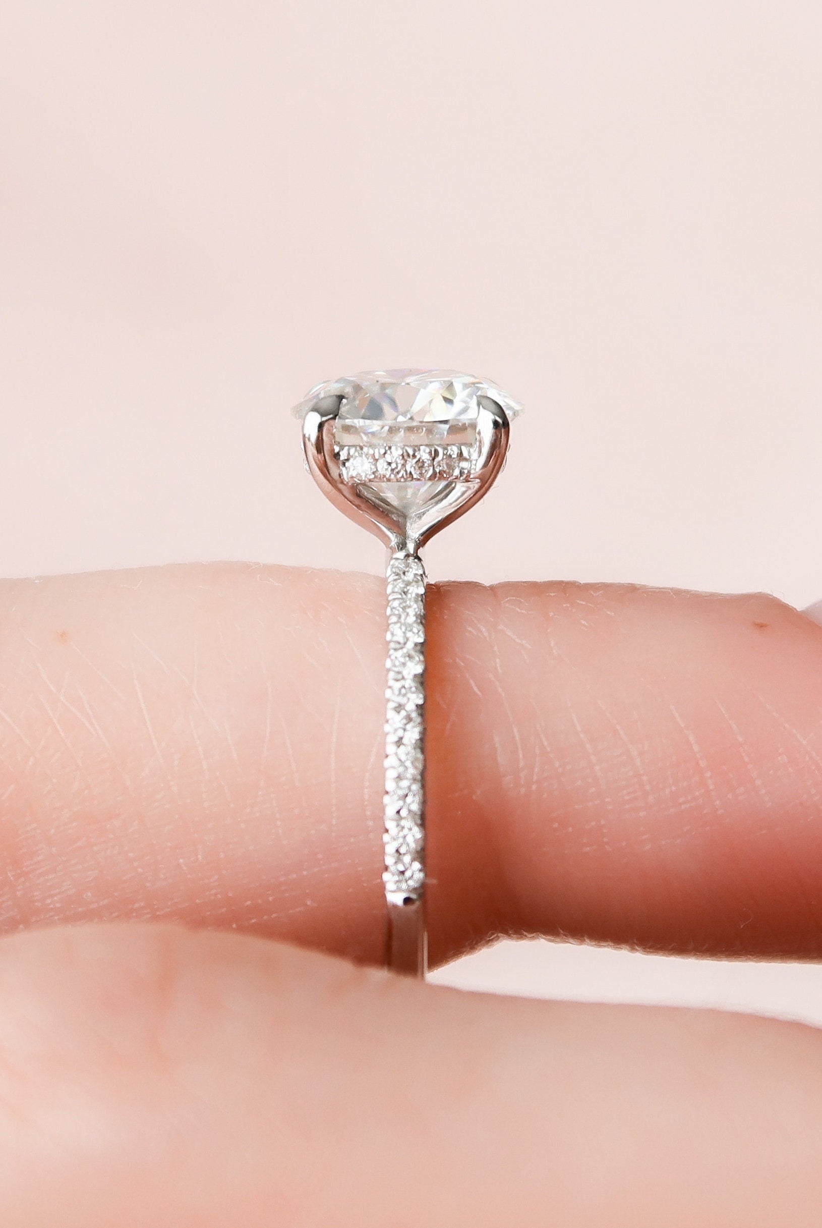 2.0CT Round Hidden Halo Moissanite Diamond Pave Engagement Ring