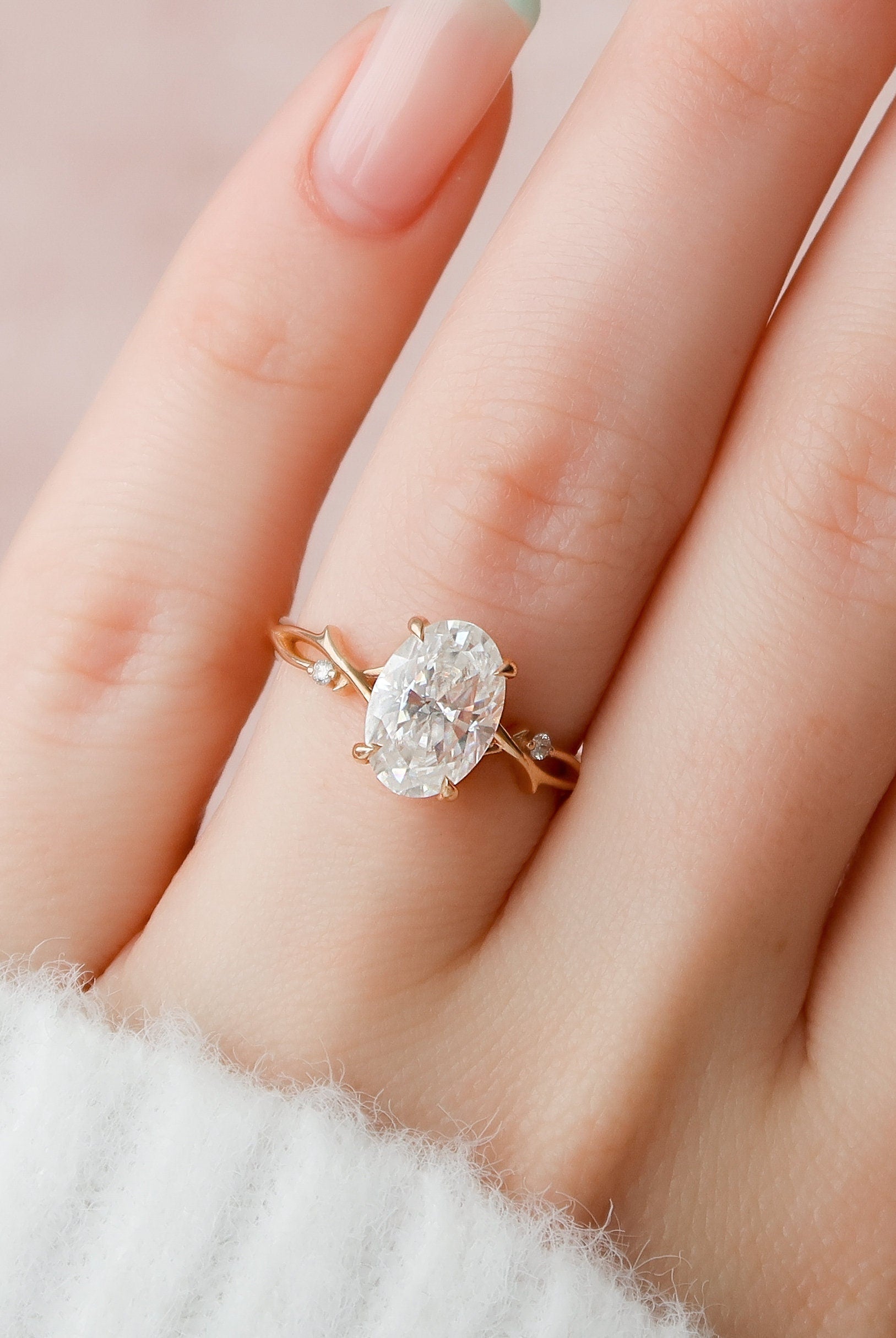 2.0CT Oval Twig Moissanite Diamond Engagement Ring For Women