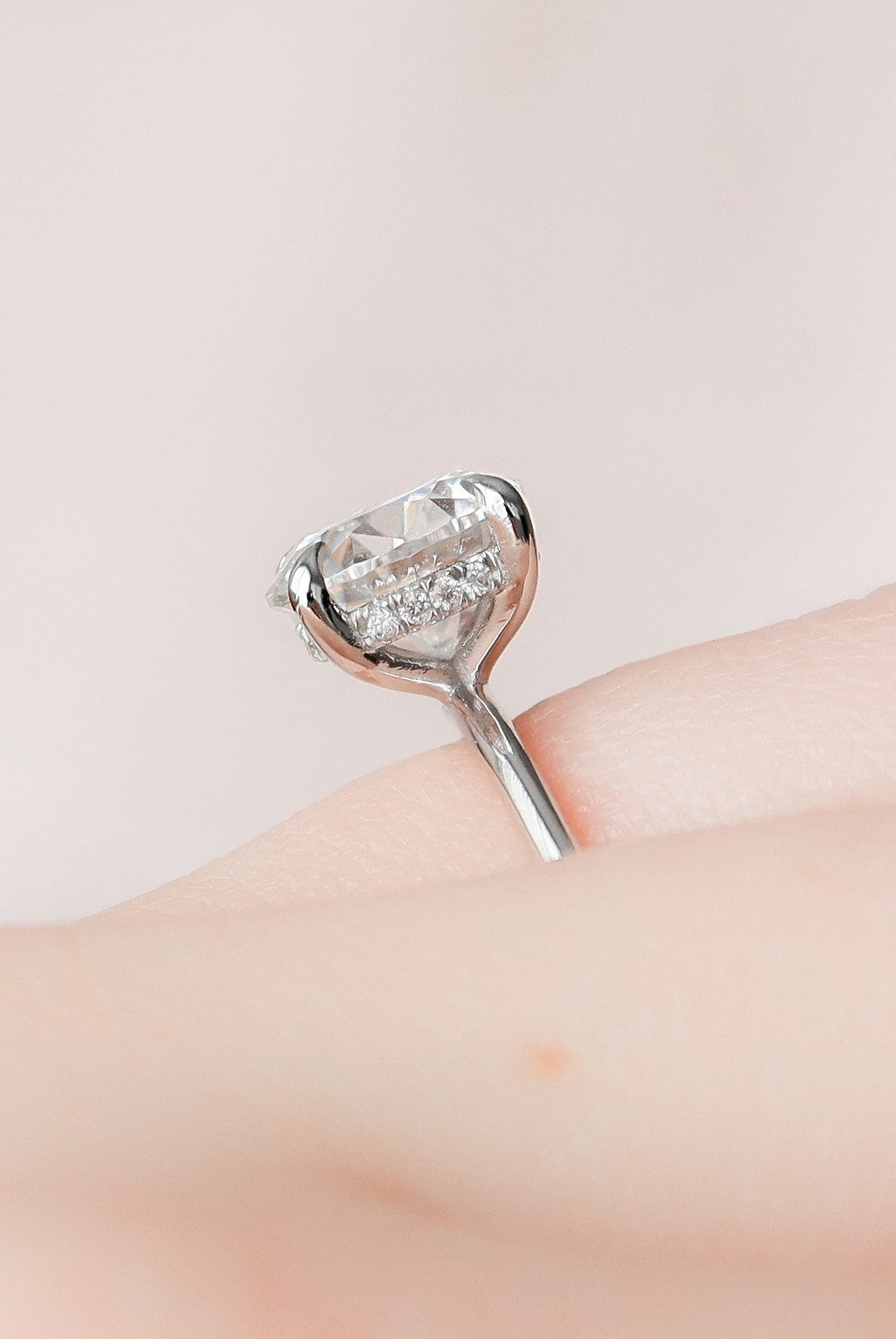 2.0CT Round Hidden Halo Moissanite Diamond Solitaire Engagement Ring