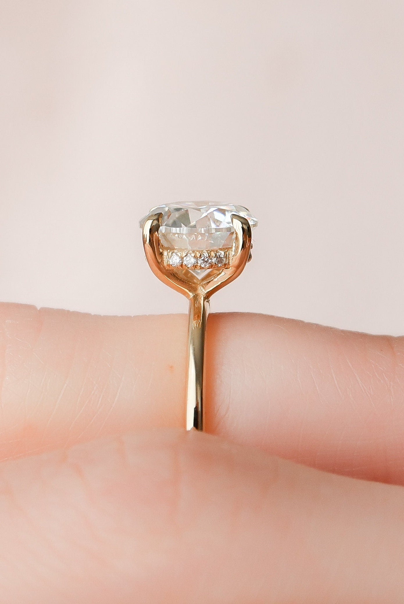 2.0CT Round Hidden Halo Moissanite Diamond Solitaire Engagement Ring