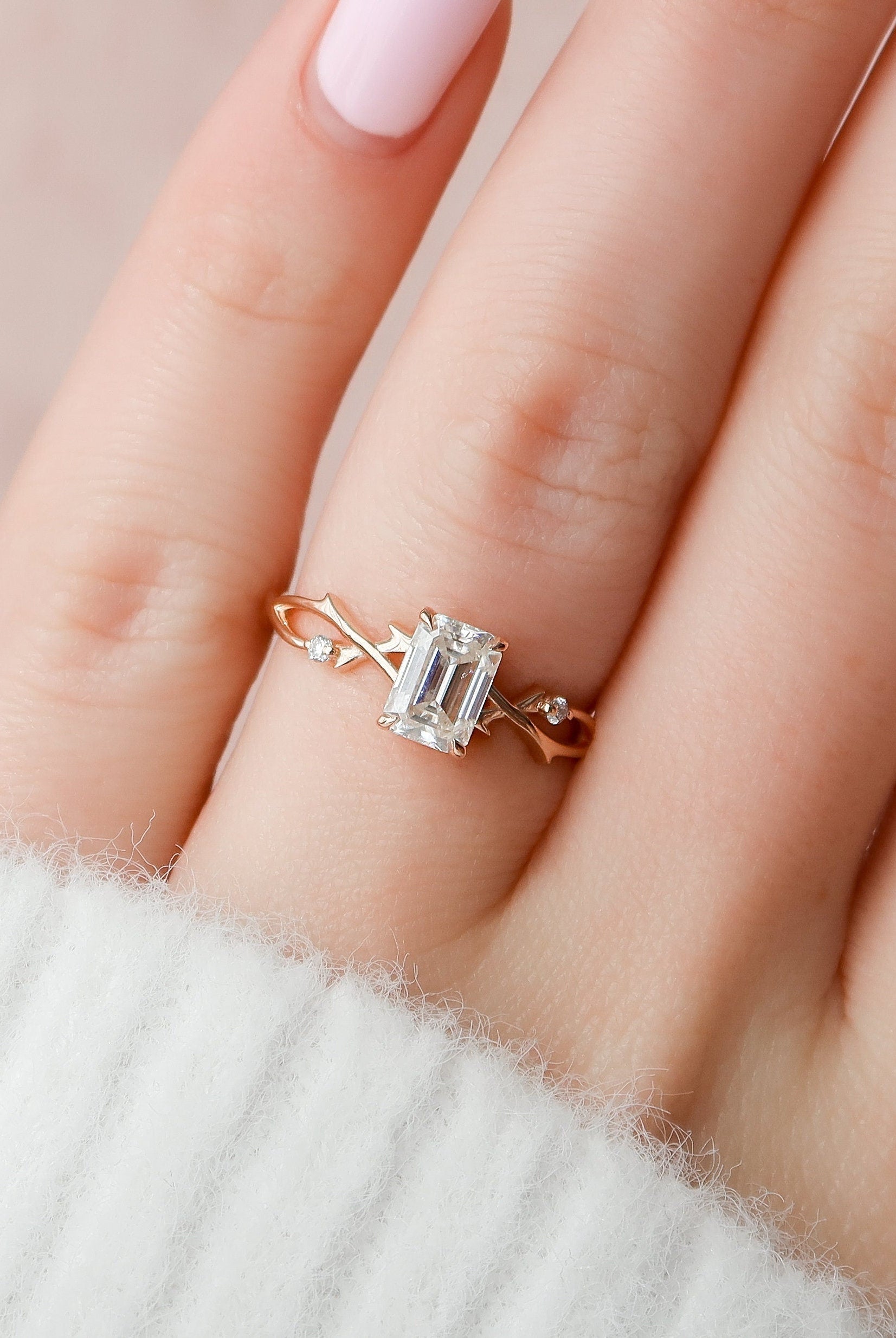 1.0CT Emerald Cut Twig Moissanite Diamond Engagement Ring For Women