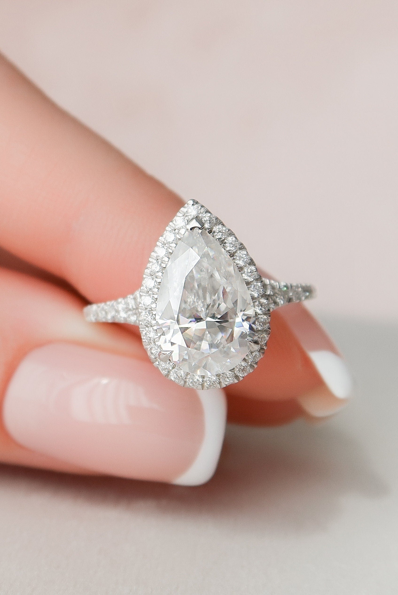 3.0CT Pear Halo Moissanite Diamond Split Shank Engagement Ring In Solid Gold