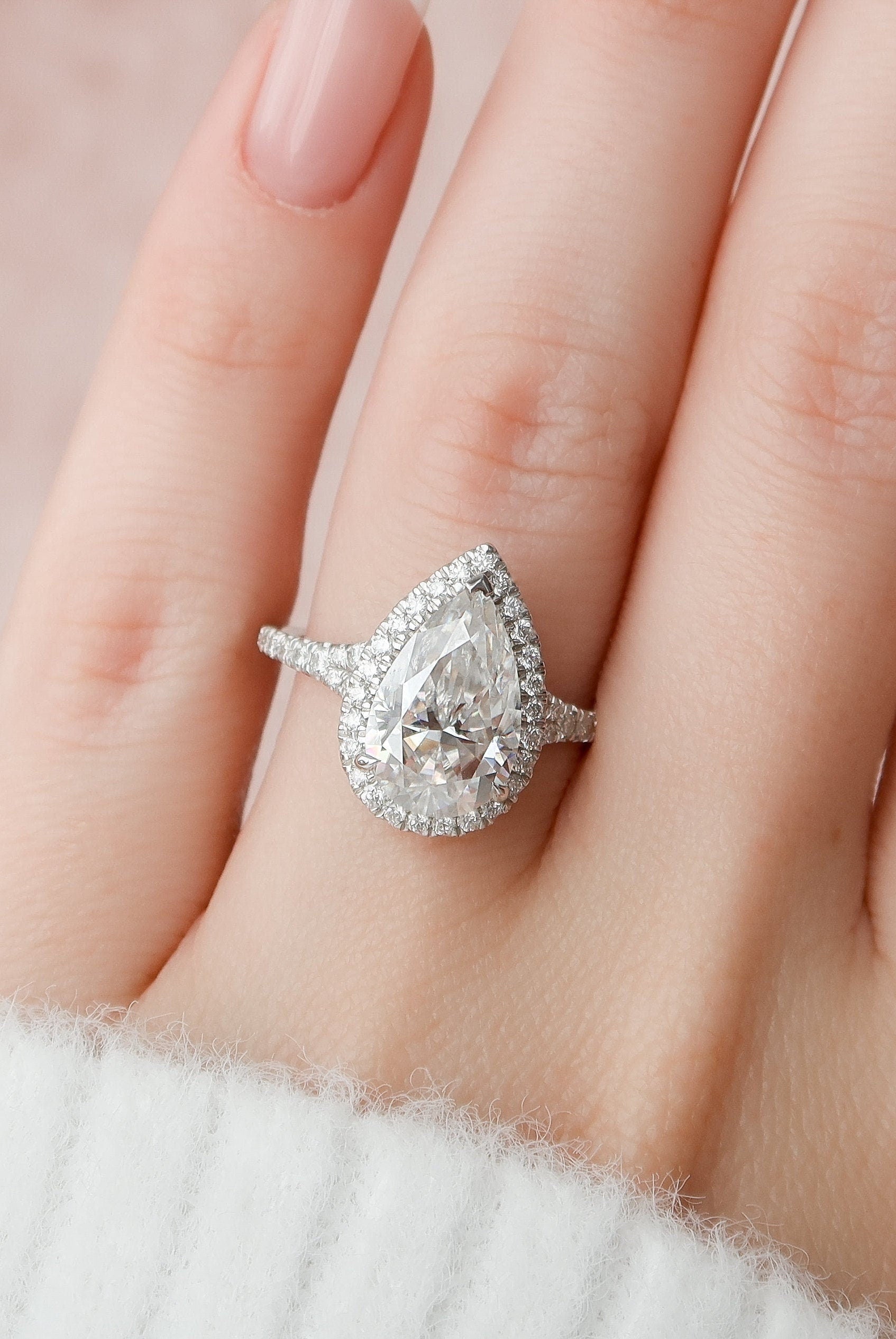 3.0CT Pear Halo Moissanite Diamond Split Shank Engagement Ring In Solid Gold