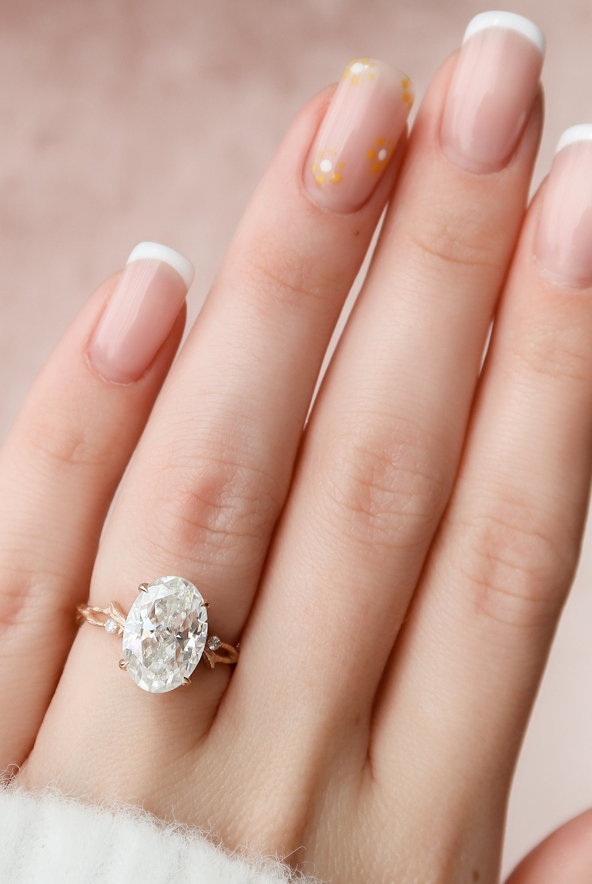4.0CT Oval Twig Moissanite Diamond Engagement Ring For Women