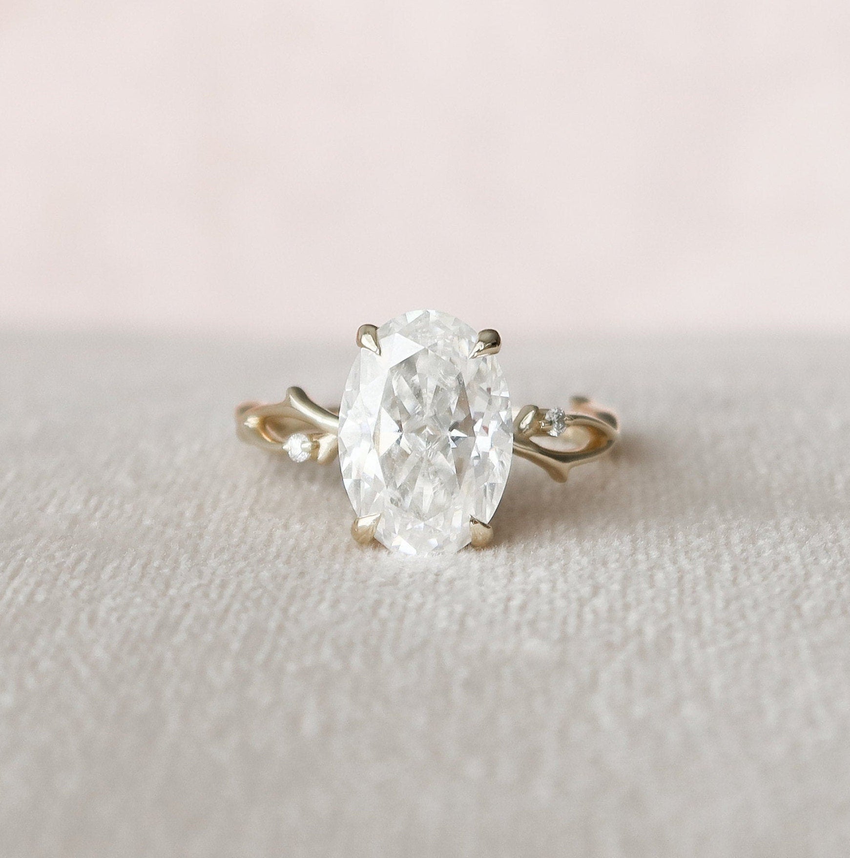 4.0CT Oval Twig Moissanite Diamond Engagement Ring For Women