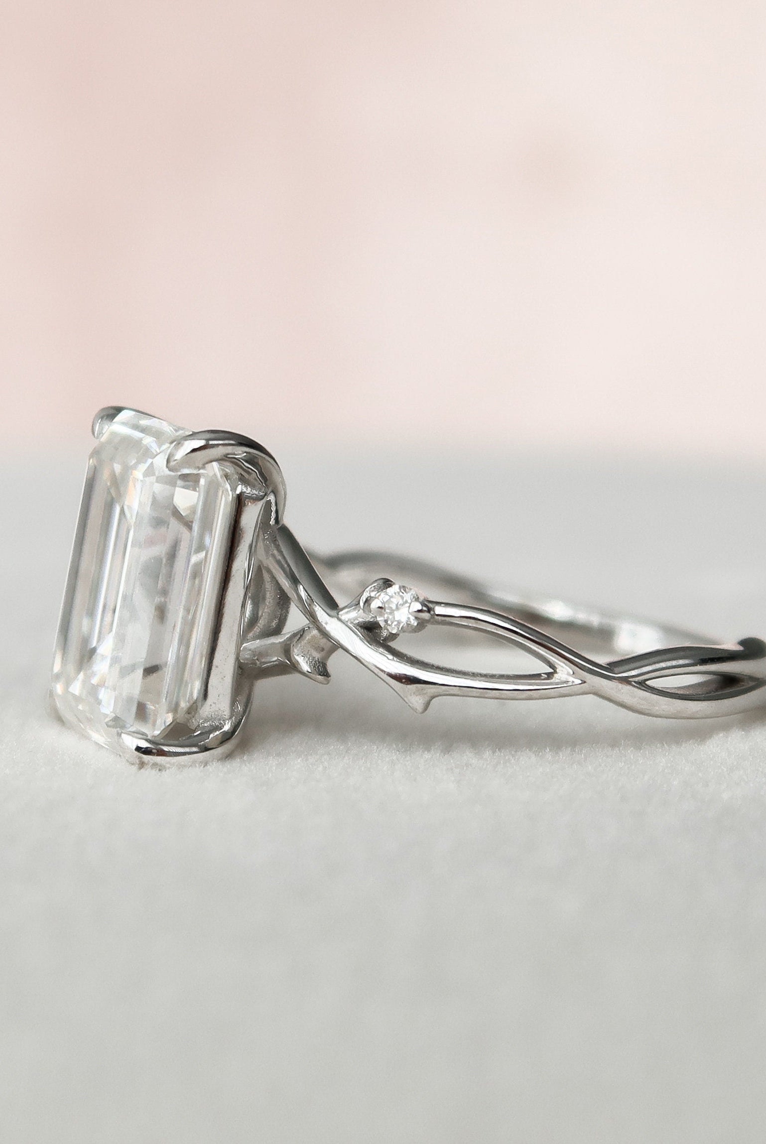 4.0CT Emerald Cut Twig Moissanite Diamond Engagement Ring For Women
