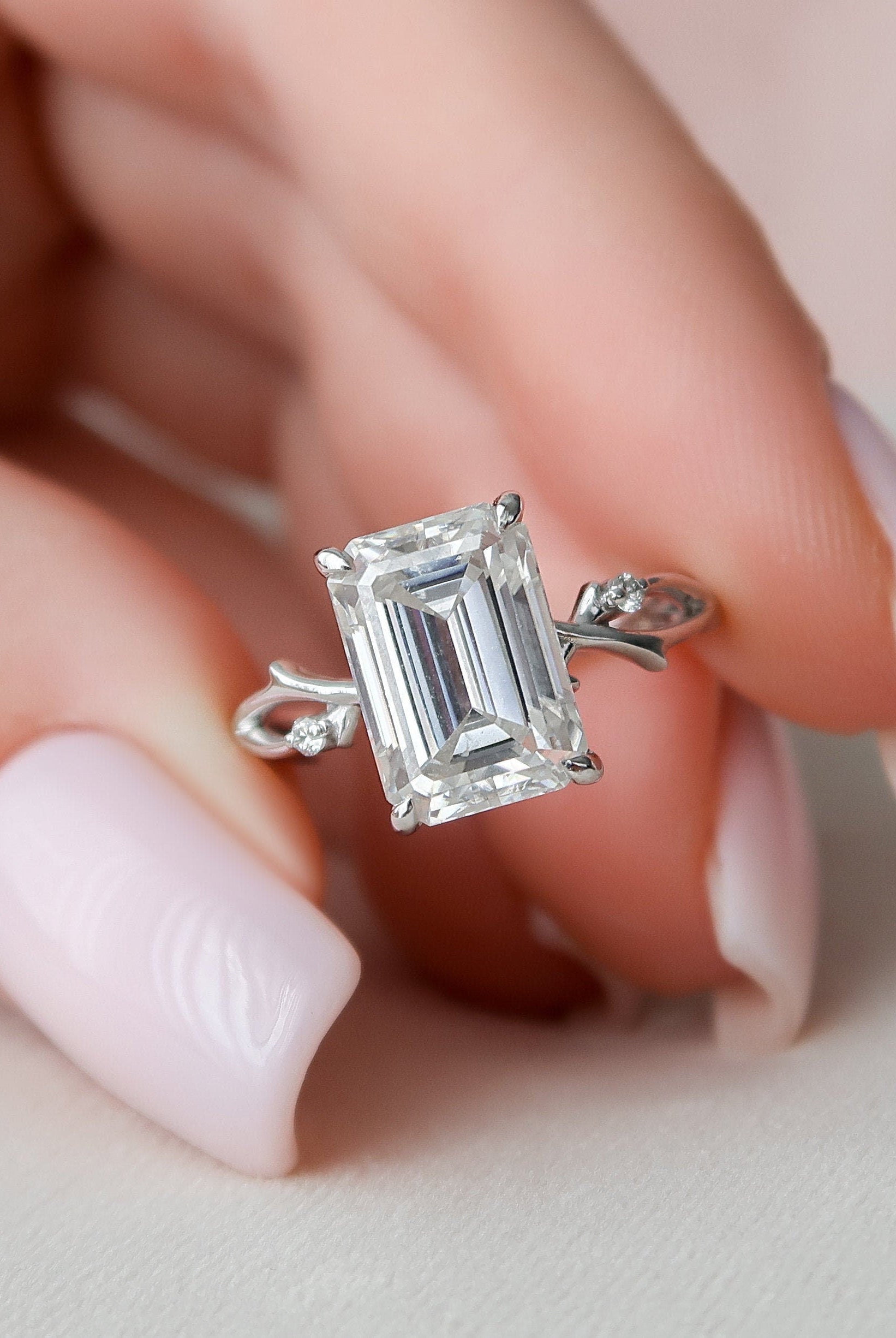 4.0CT Emerald Cut Twig Moissanite Diamond Engagement Ring For Women