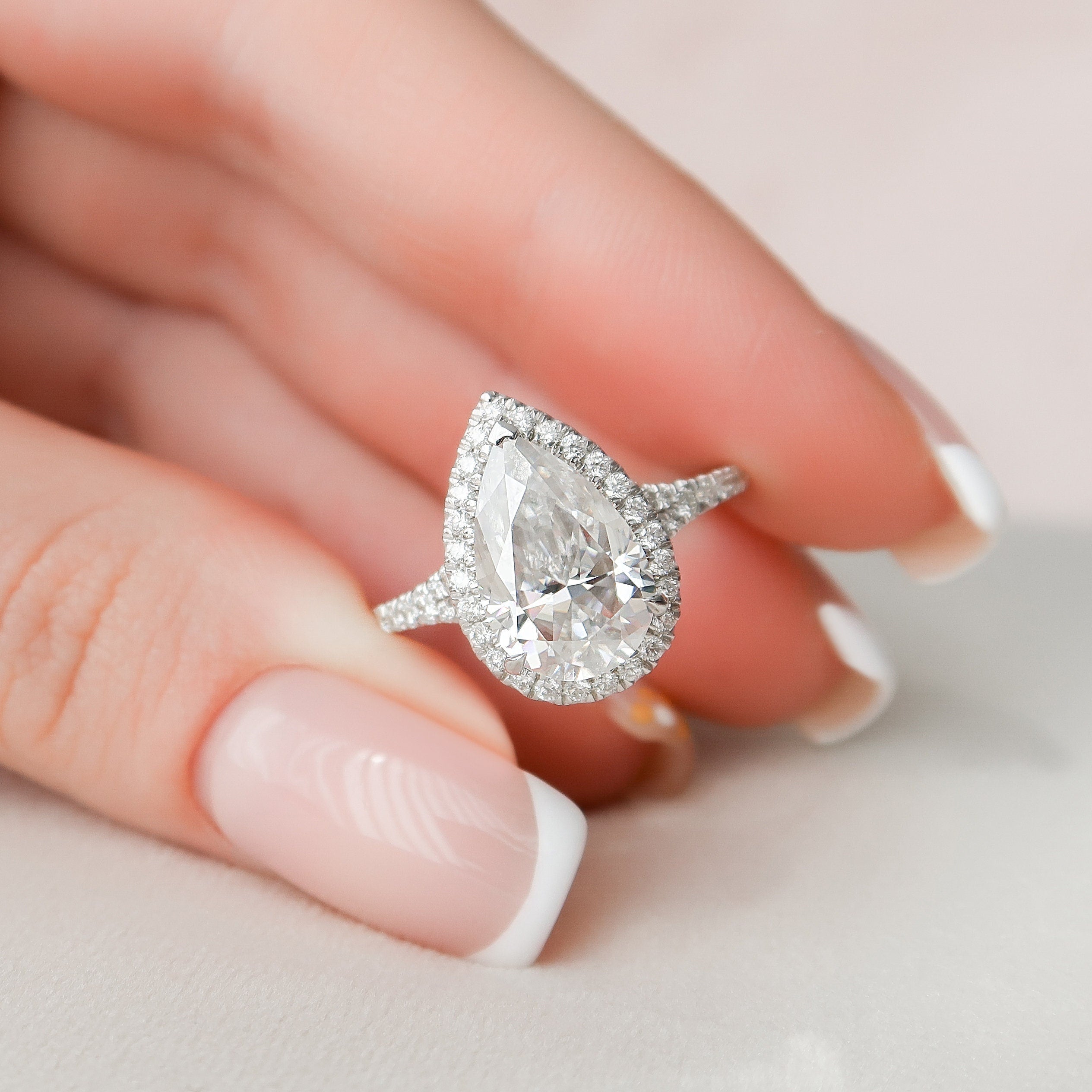 3.0CT Pear Halo Moissanite Diamond Split Shank Engagement Ring In Solid Gold
